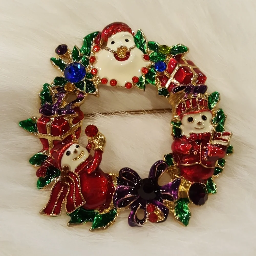 Snow Woman Nutcracker Partridge Wreath Christmas Brooch Pin‎
